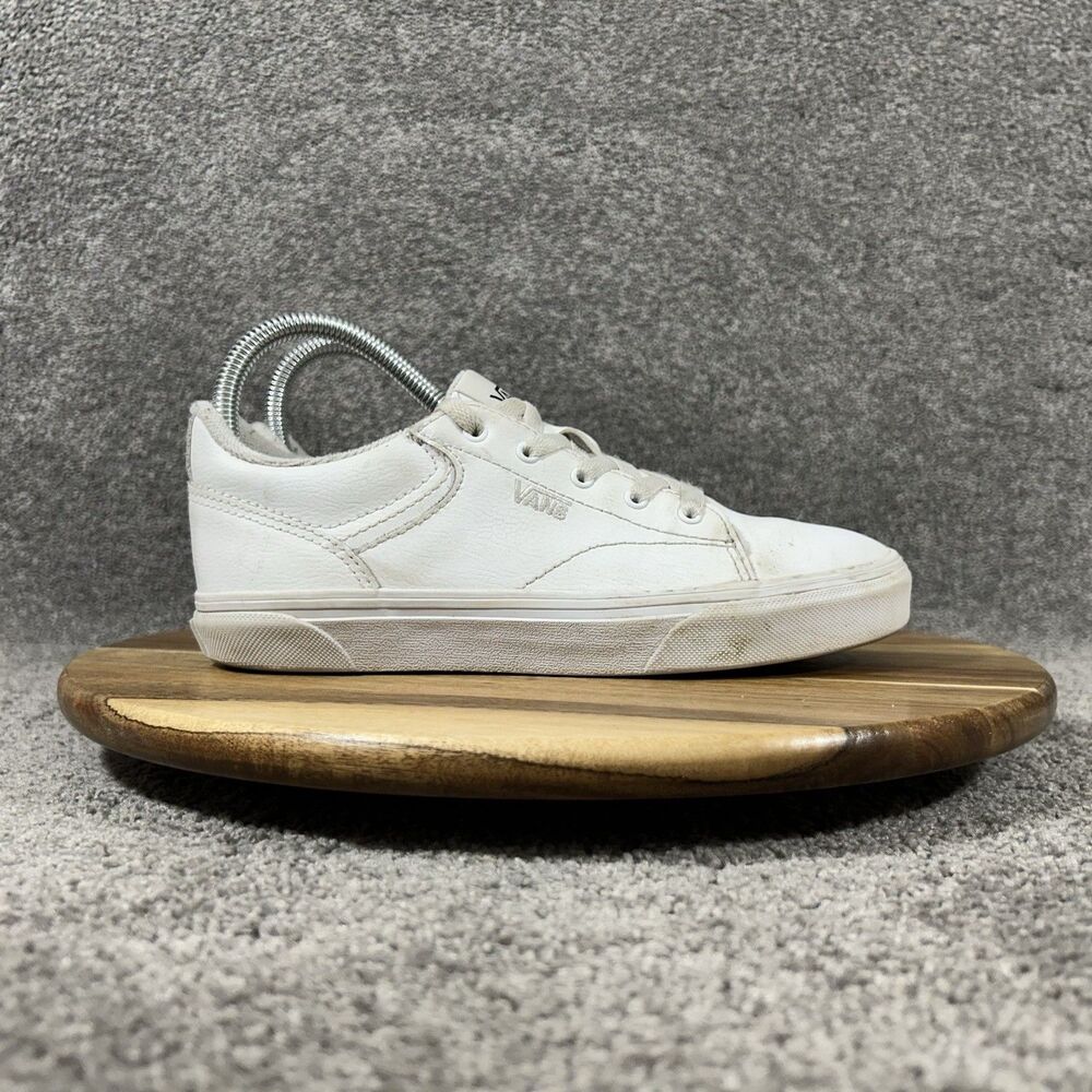 Vans Seldan Kids Size 4 White Leather Athletic School Skate Shoes Used